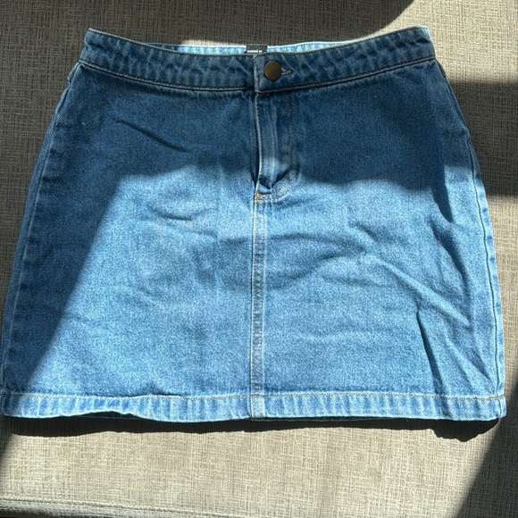 Forvete 21 Jean Skirt - Picture 1 of 1